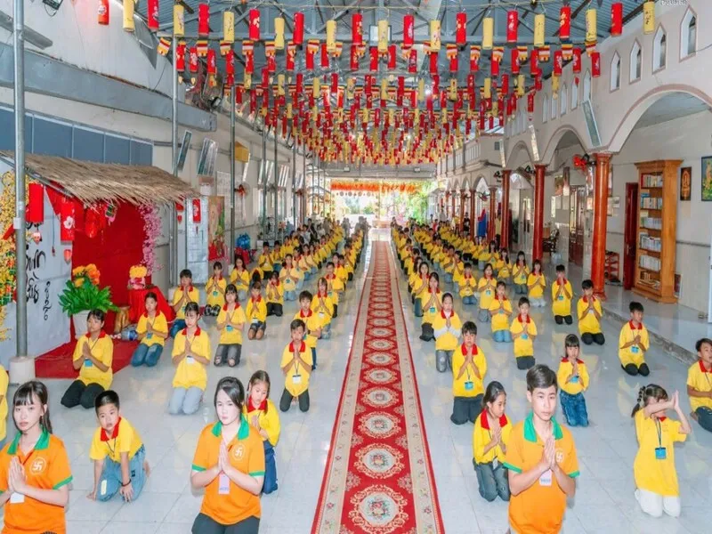 Khóa tu Tuổi Trẻ Hướng Phật lần thứ 16 với chủ đề “Suối Nguồn Yêu Thương” được tổ chức tại chùa Vạn Phước, ấp Lê Năm, xã Nguyễn Việt Khái, tỉnh Cà Mau.